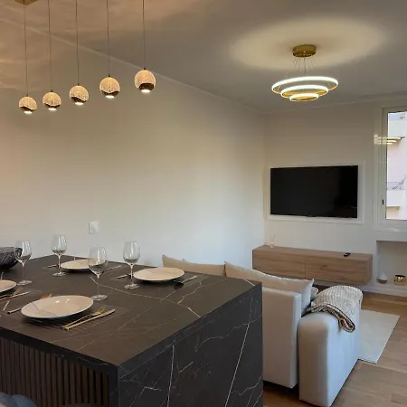 Апартаменты Le Palais Diane - Cosy, Moderne Et Climatise